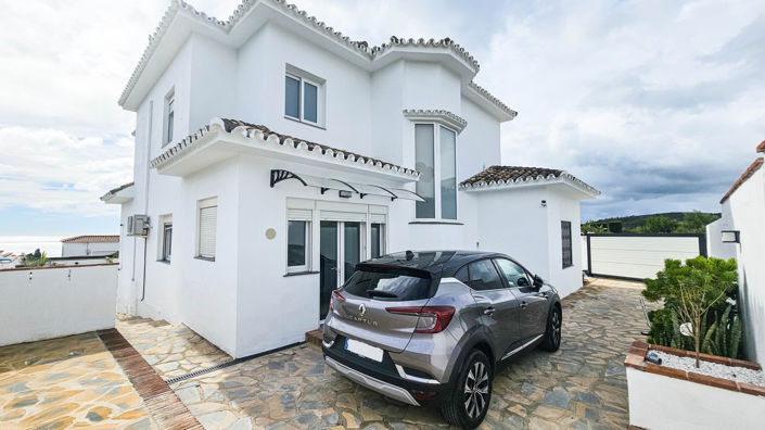 Image No.20-4 Bed Villa for sale