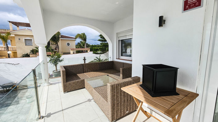 Image No.23-4 Bed Villa for sale