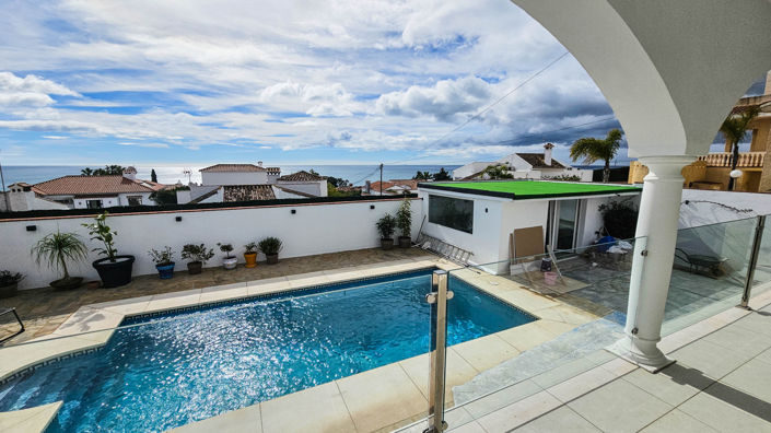 Image No.25-4 Bed Villa for sale