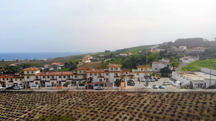 Image No.34-4 Bed House for sale