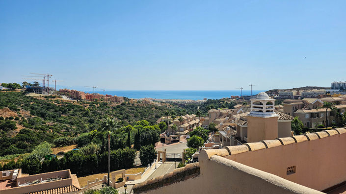 Image No.12-4 Bed House for sale