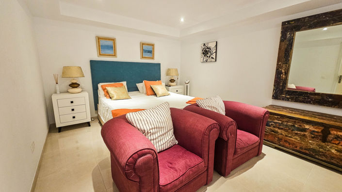 Image No.37-4 Bed House for sale