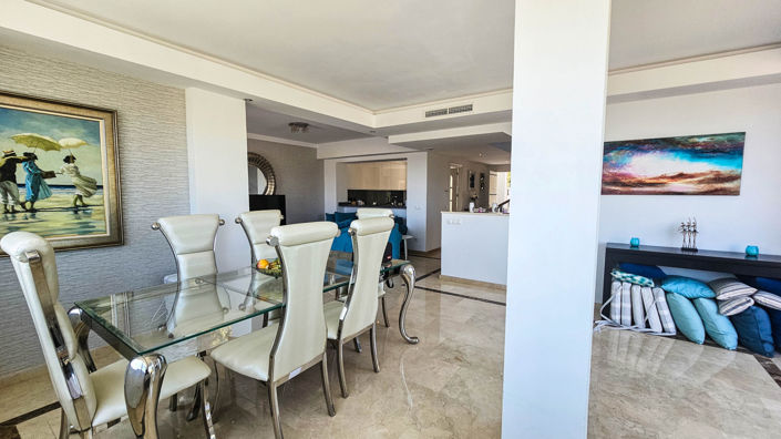 Image No.40-4 Bed House for sale