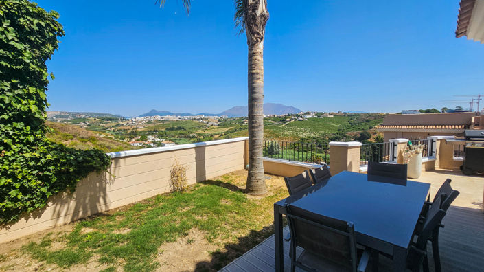 Image No.41-4 Bed House for sale