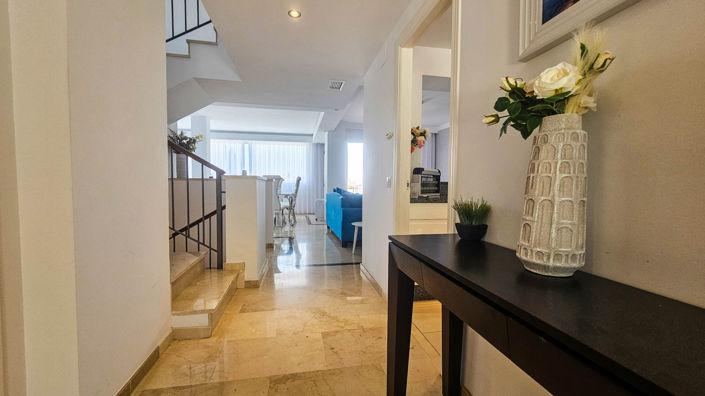 Image No.48-4 Bed House for sale