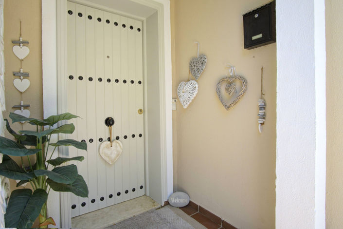 Image No.12-4 Bed Townhouse for sale