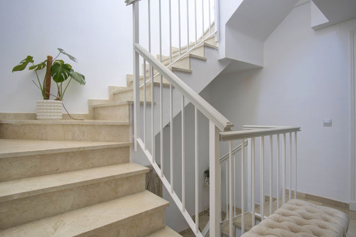 Image No.35-4 Bed Townhouse for sale