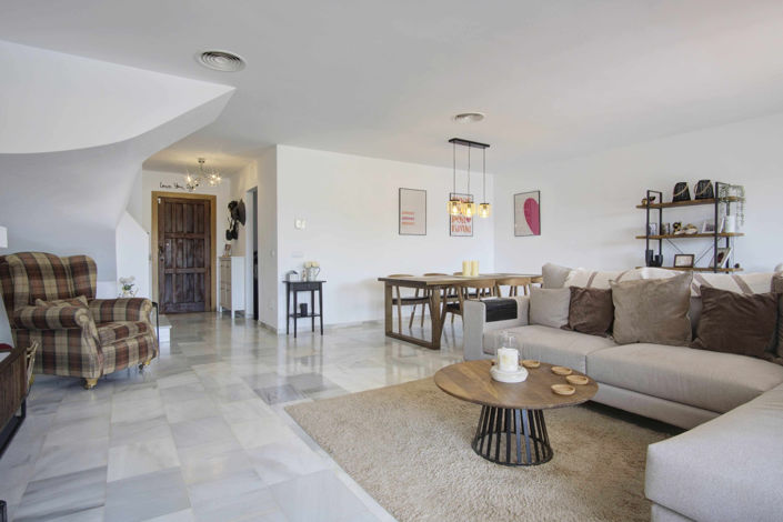 Image No.10-3 Bed Townhouse for sale