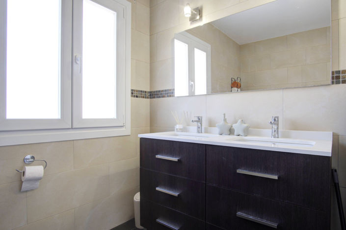 Image No.22-3 Bed Townhouse for sale