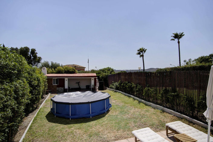 Image No.25-3 Bed Townhouse for sale