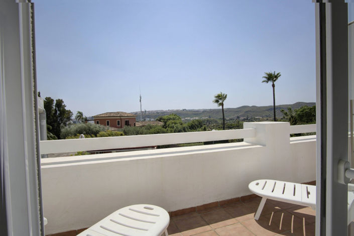 Image No.31-3 Bed Townhouse for sale