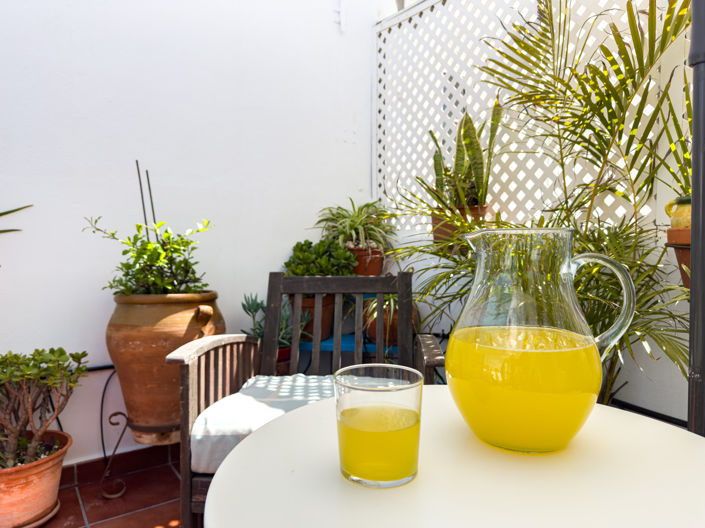 Image No.22-2 Bed Property for sale