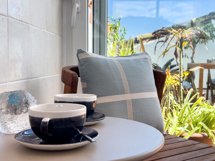 Image No.24-2 Bed Property for sale