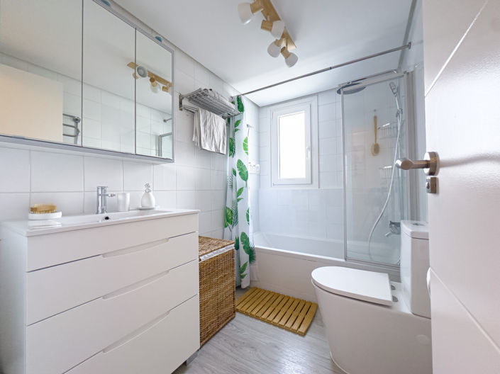 Image No.4-2 Bed Property for sale