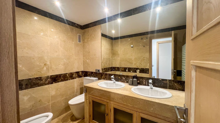 Image No.21-2 Bed Apartment for sale