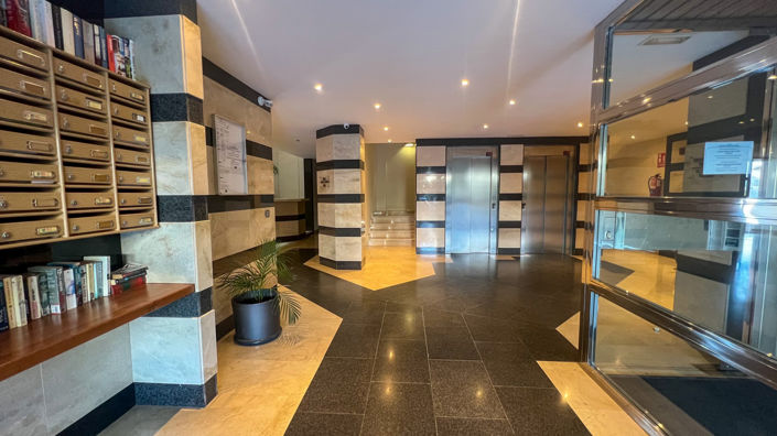 Image No.30-2 Bed Apartment for sale