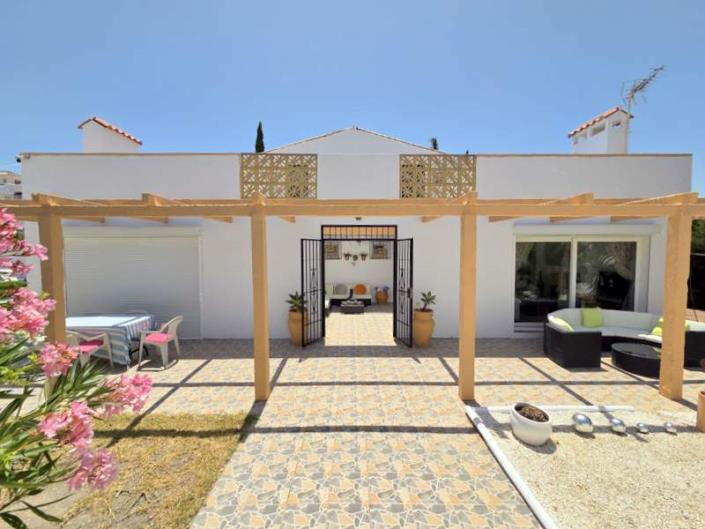 Image No.27-5 Bed Villa for sale