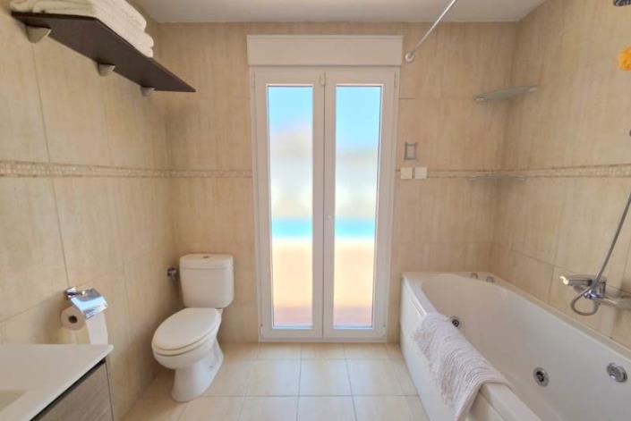 Image No.23-5 Bed Villa for sale