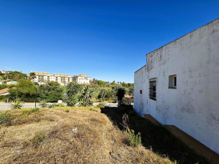 Image No.23-3 Bed Villa for sale