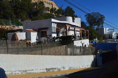 954633-8915a433