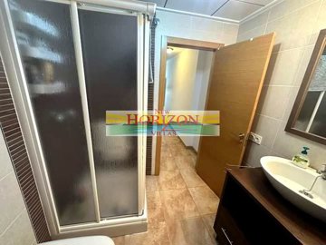 88f9bb06-0004138217