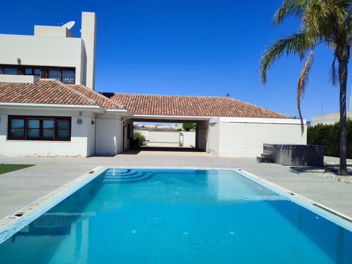 Image No.51-4 Bed Villa for sale