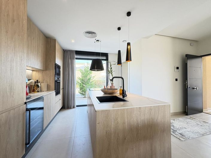 Image No.20-4 Bed Villa for sale