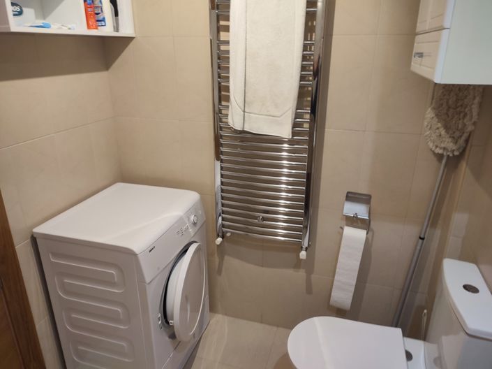 Image No.18-2 Bed Apartment for sale