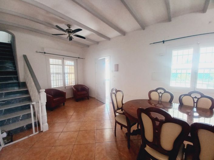 Image No.12-4 Bed Villa for sale