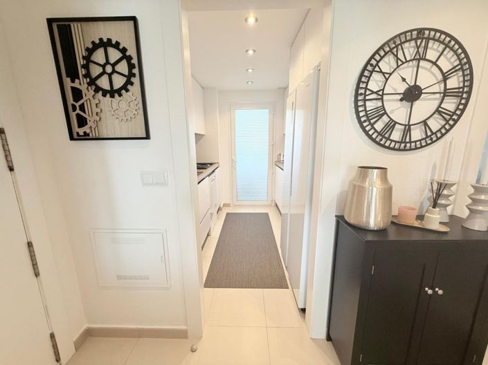 Image No.15-3 Bed Apartment for sale