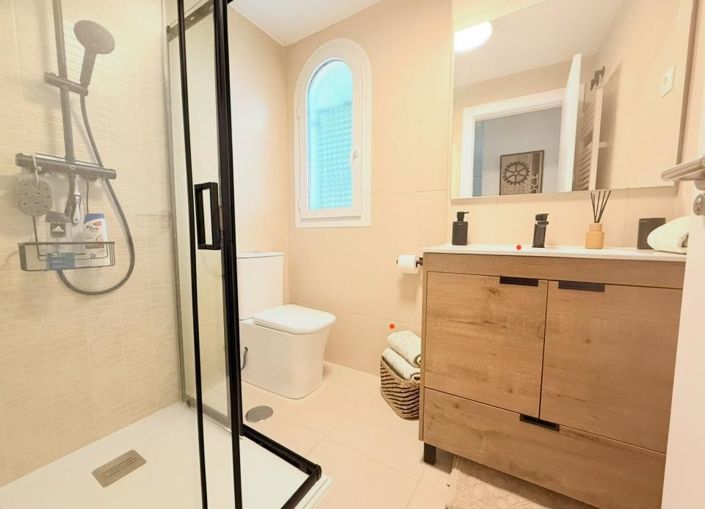 Image No.27-3 Bed Apartment for sale