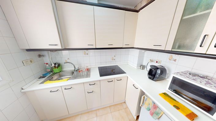 Image No.8-3 Bed Apartment for sale