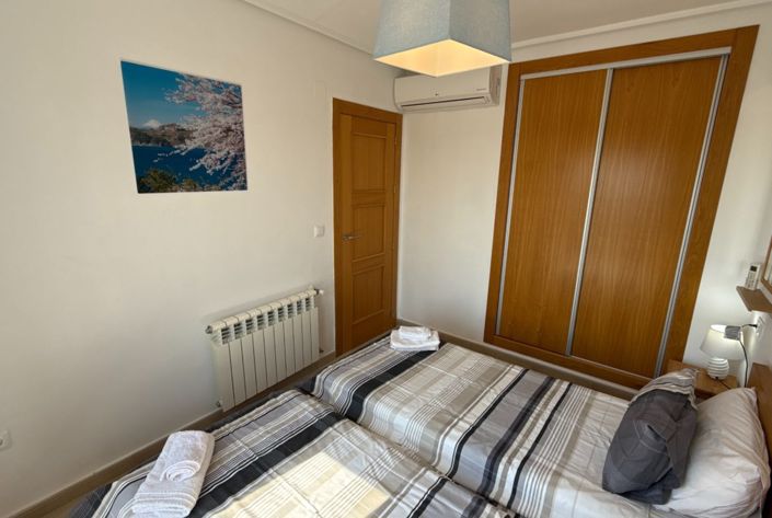 Image No.17-2 Bed Apartment for sale