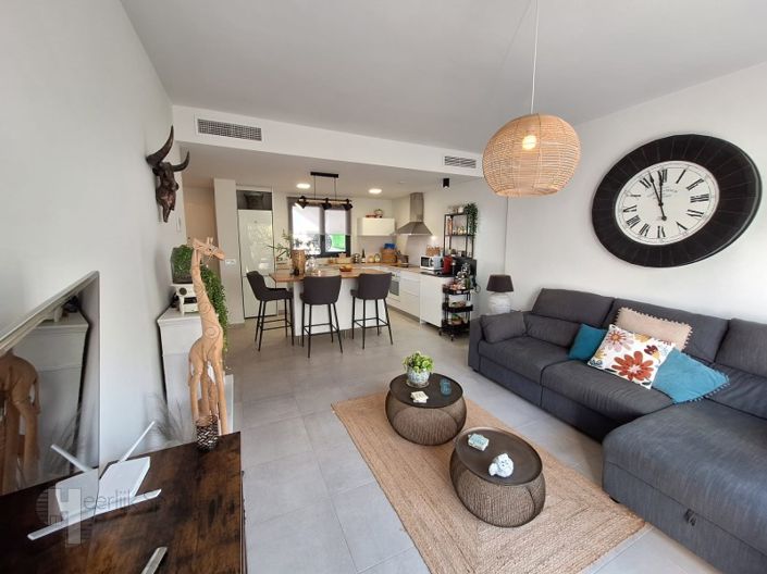 Image No.8-3 Bed Apartment for sale