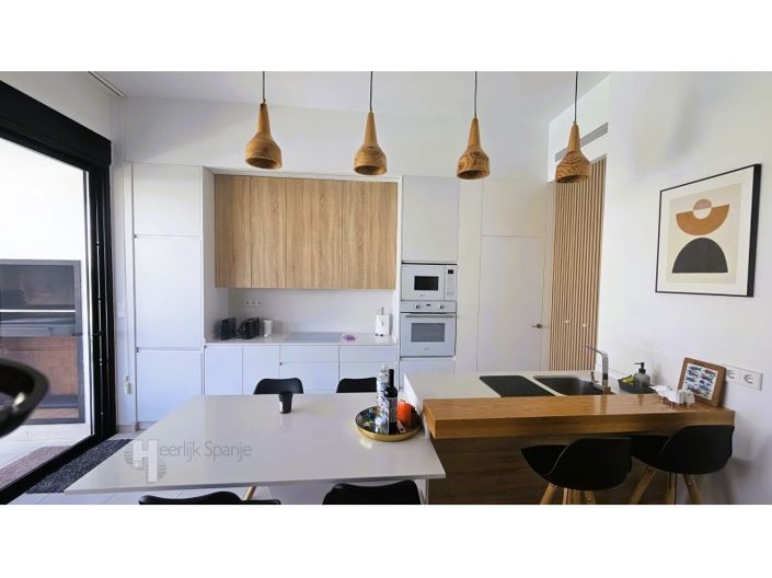 Image No.15-3 Bed Apartment for sale