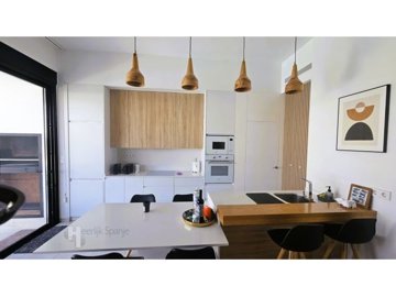 iddb659801-0000-0500-0000-000015528b73