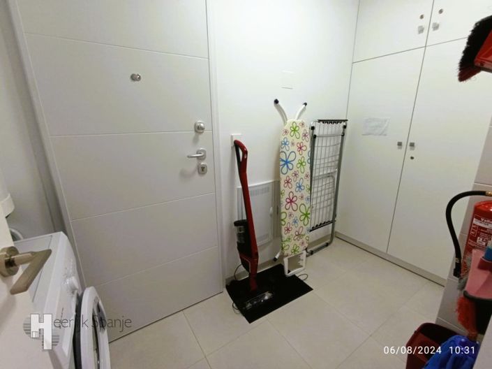 Image No.26-3 Bed Apartment for sale