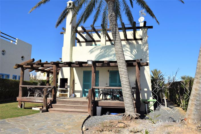 Image No.6-4 Bed Property for sale