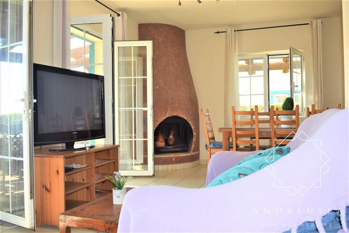 Image No.8-4 Bed Property for sale