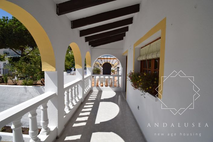 Image No.5-3 Bed Property for sale