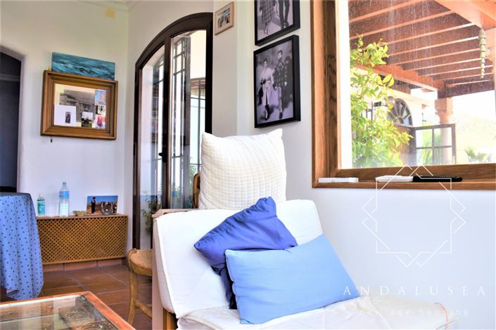 Image No.25-5 Bed Property for sale