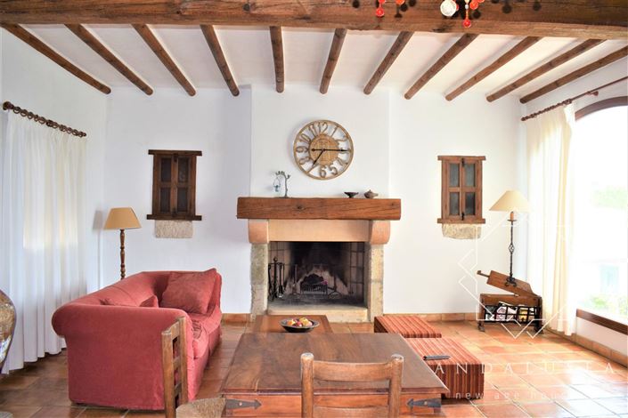 Image No.7-5 Bed Property for sale