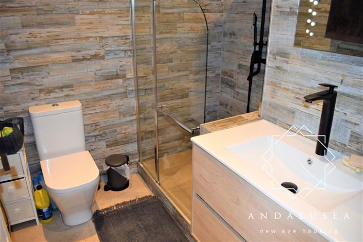 Image No.29-2 Bed Property for sale