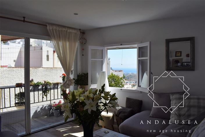 Image No.4-2 Bed Property for sale