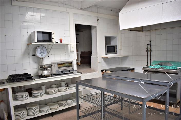 Image No.24-3 Bed Property for sale