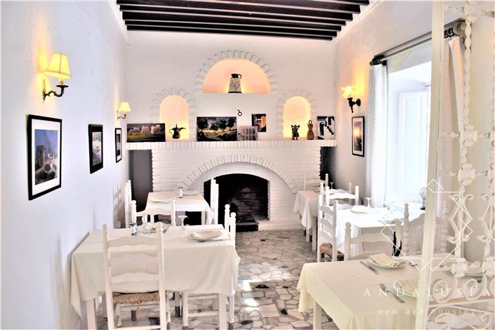 Image No.30-3 Bed Property for sale