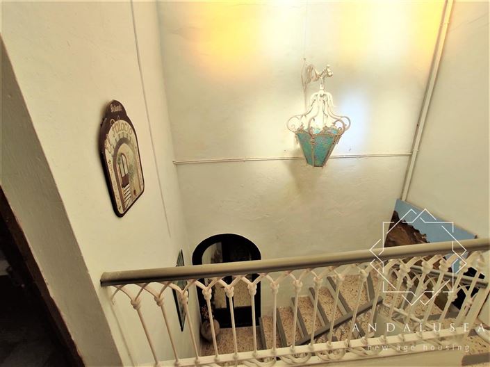 Image No.36-3 Bed Property for sale