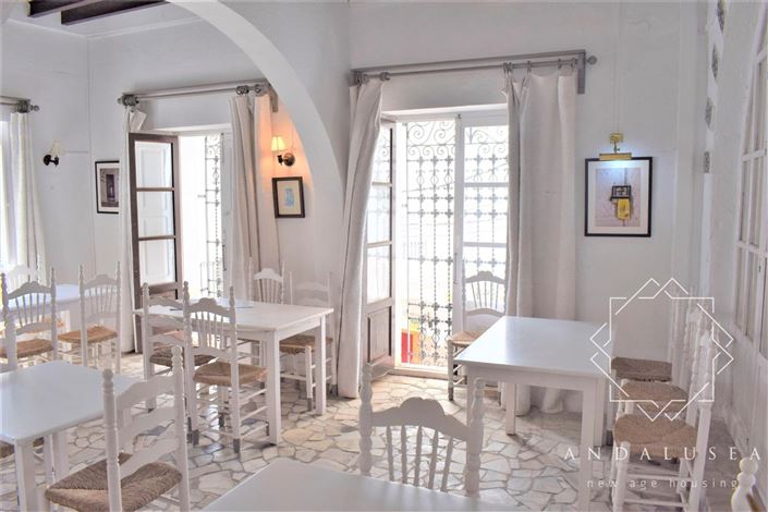 Image No.46-3 Bed Property for sale