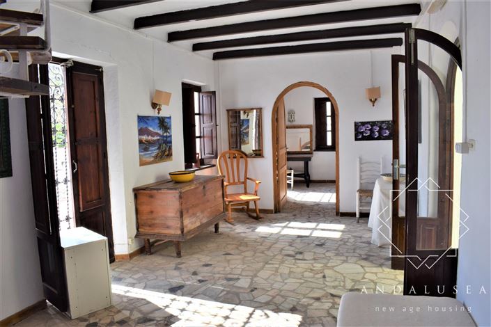 Image No.5-3 Bed Property for sale