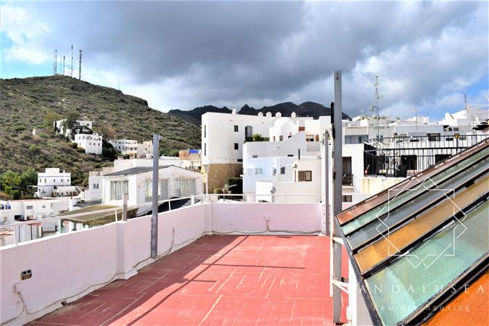 Image No.56-3 Bed Property for sale